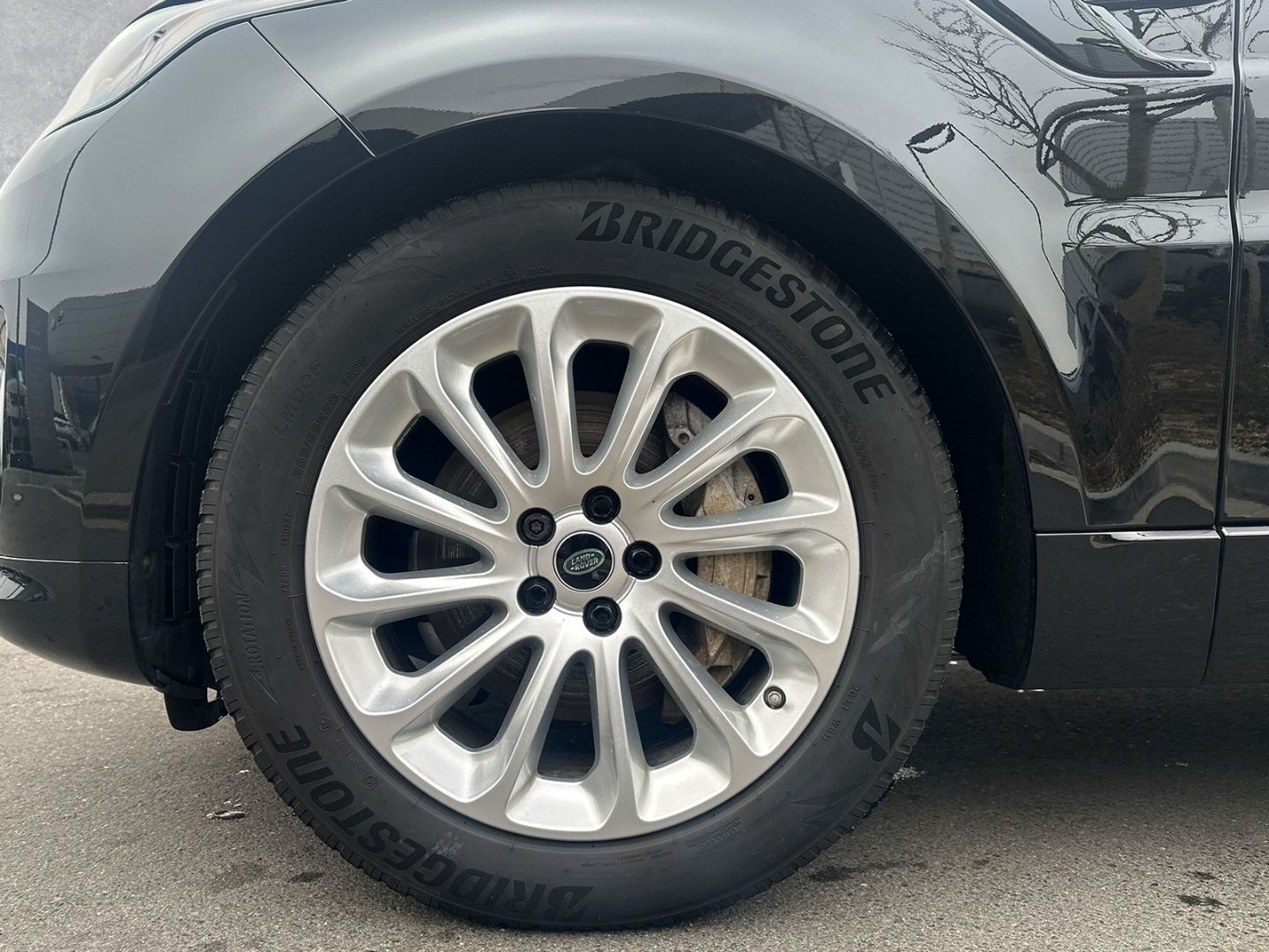 Range Rover Sport D300 Dynamic HSE - Samsaru's Car Outlet