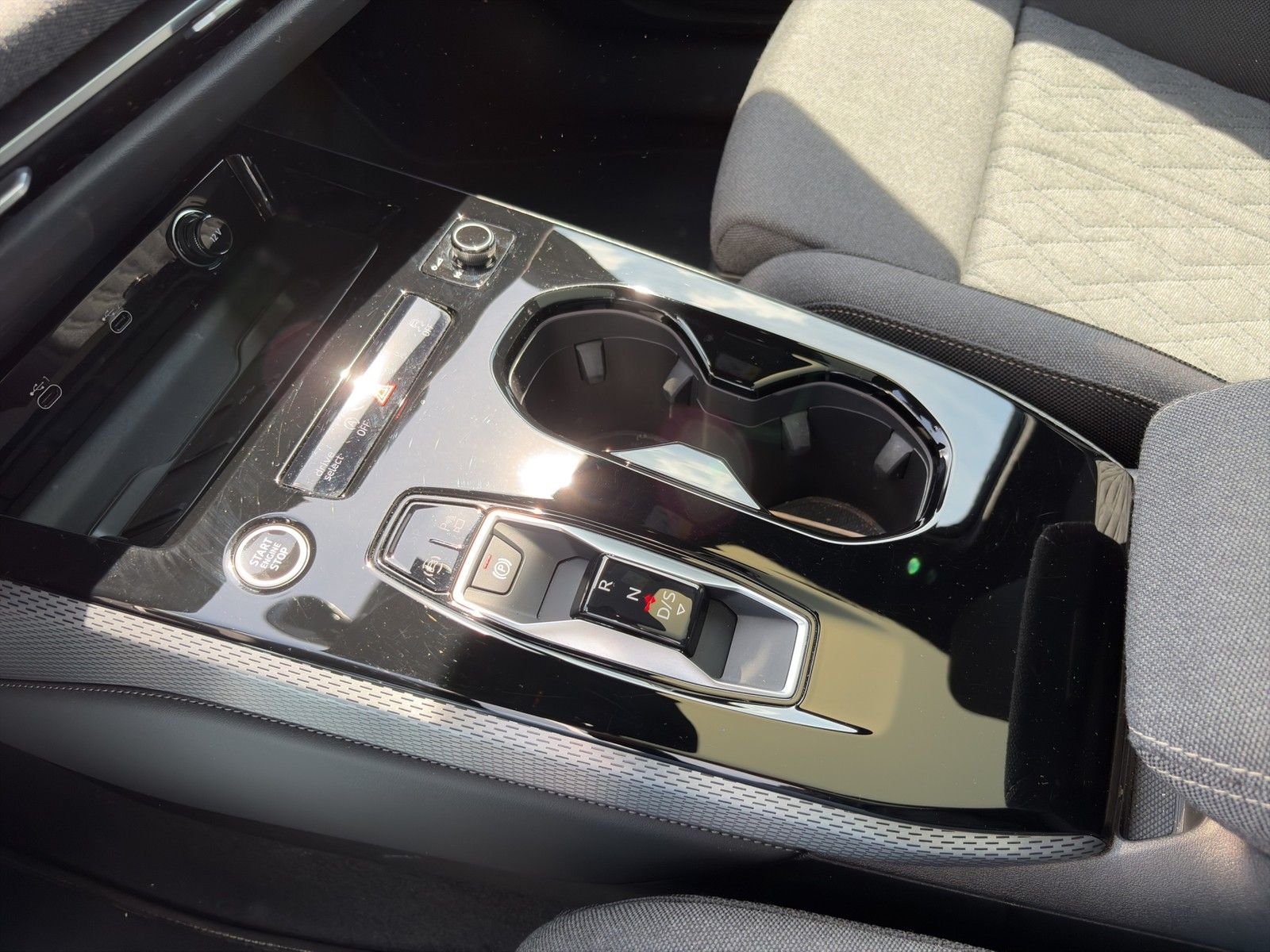 Audi A5 Avant TFSI quattro S line AHK+Pano+Matrix