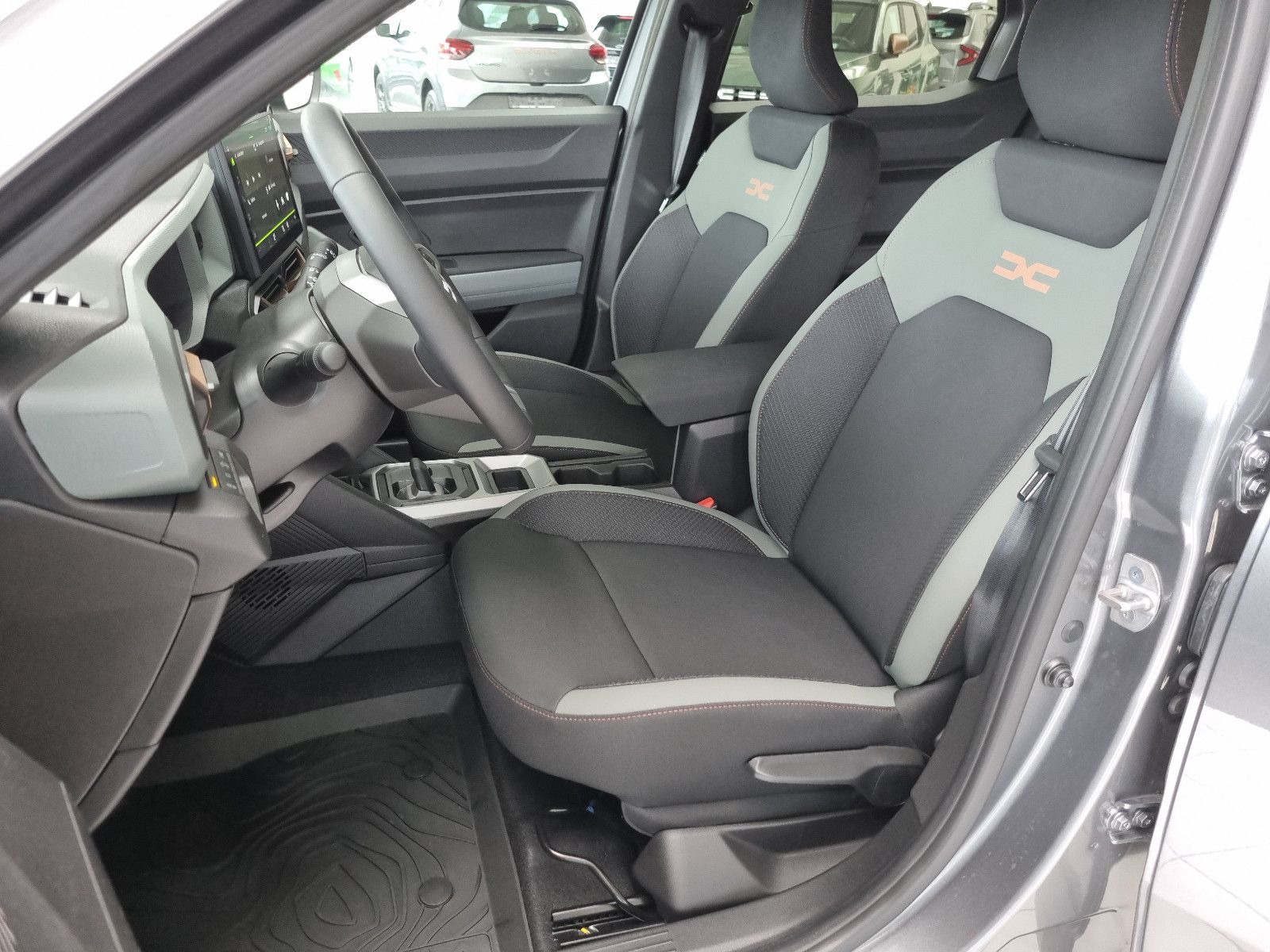 Dacia Duster HYBRID 140 Extreme - Samsaru's Car Outlet