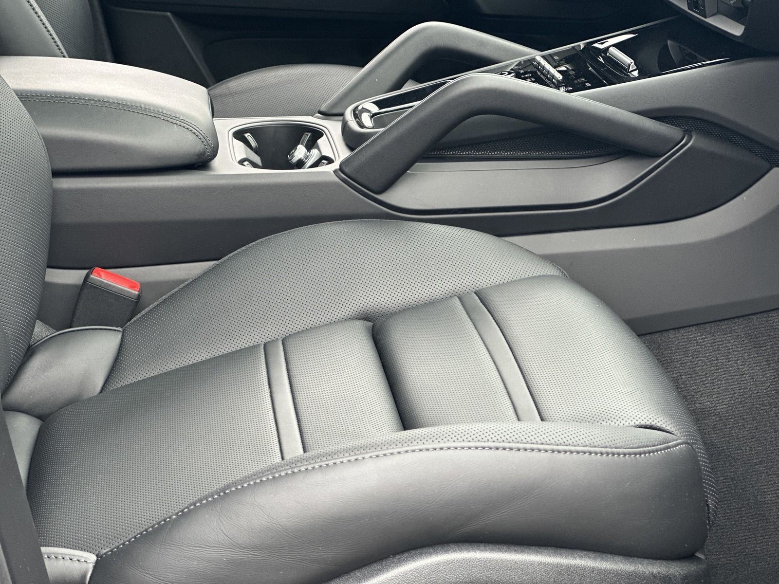 Porsche Cayenne S  Coupe SPORTDESIGN-ABGAS*BOSE*HD MATRI
