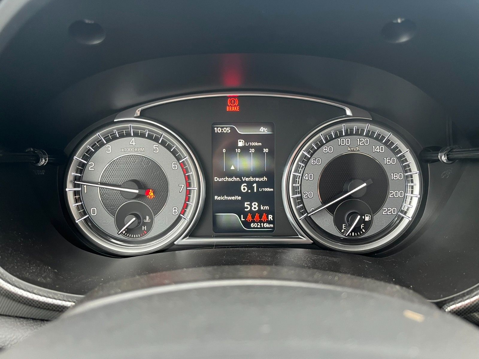 Suzuki Vitara 1.4 Comfort+ - Samsaru's Car Outlet