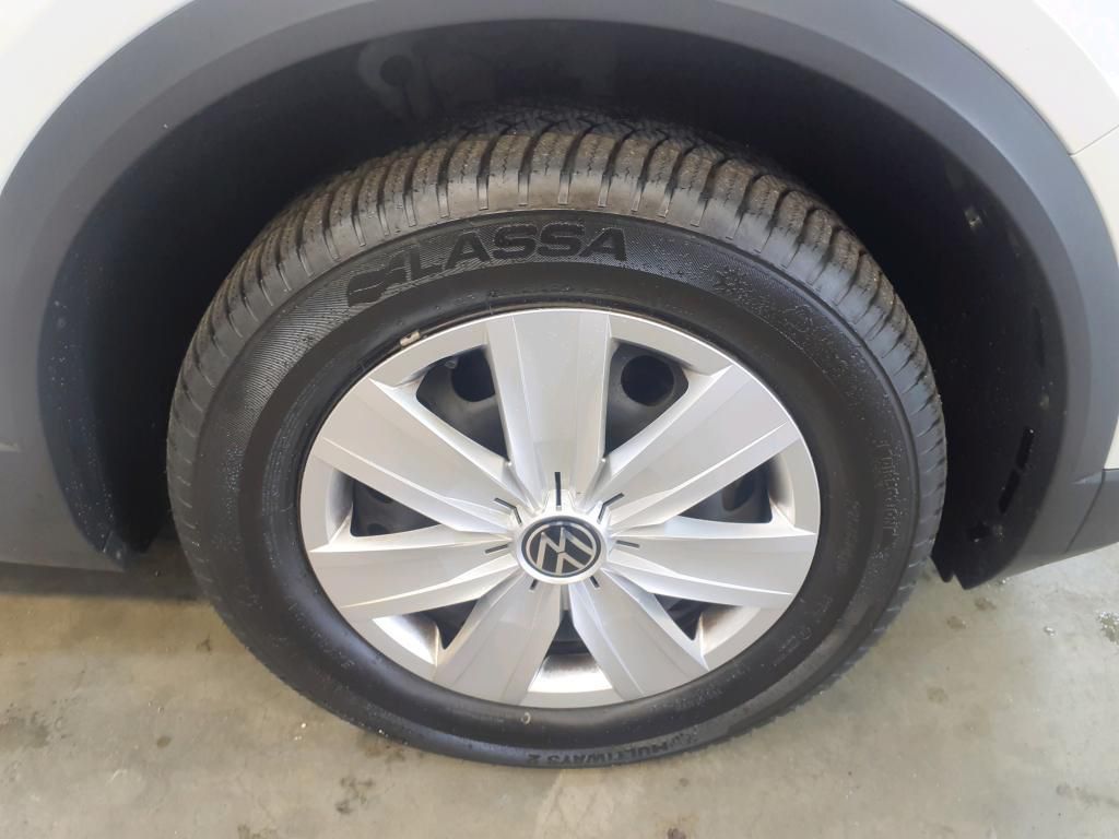 Volkswagen T-Roc 1.0 TSI - Samsaru's Car Outlet