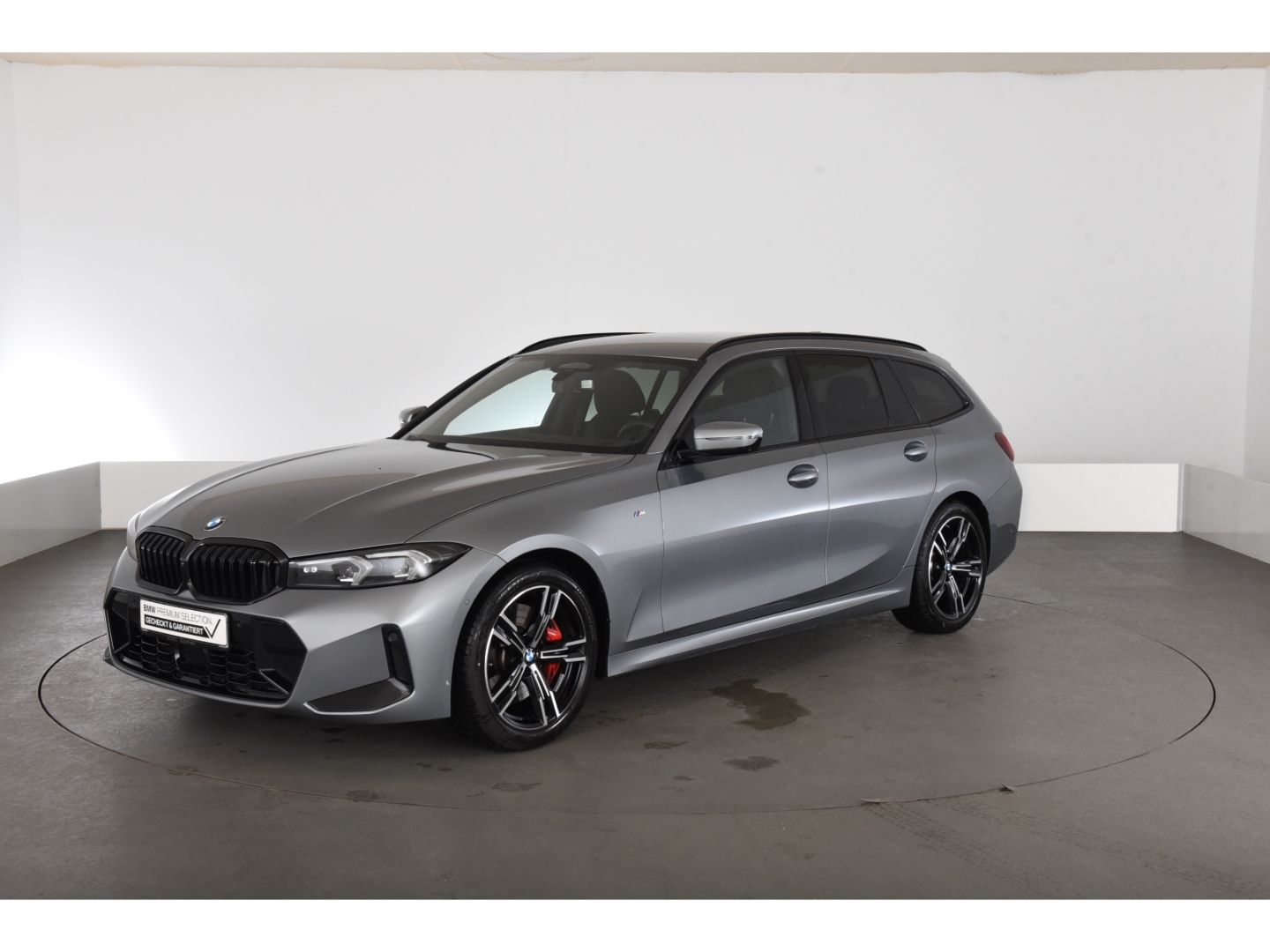 BMW 320 i Touring M Sport Pro Driving Assistant Prof
