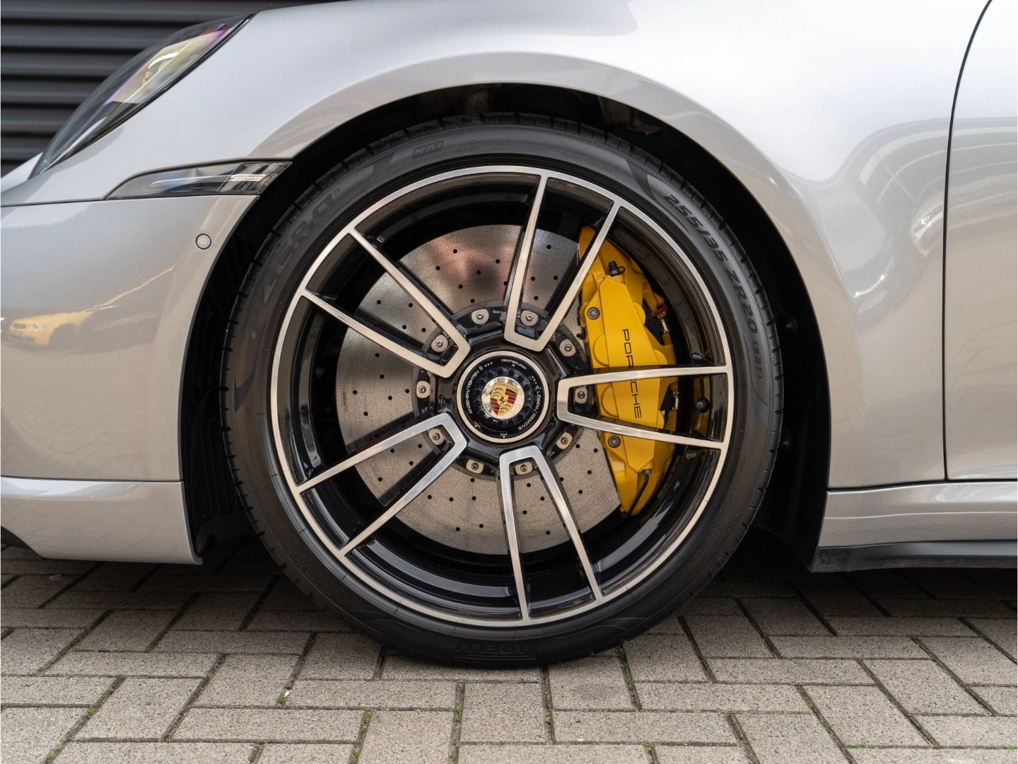Porsche 911 Turbo S Cabriolet PASM -10mm  InnoDrive uvm.