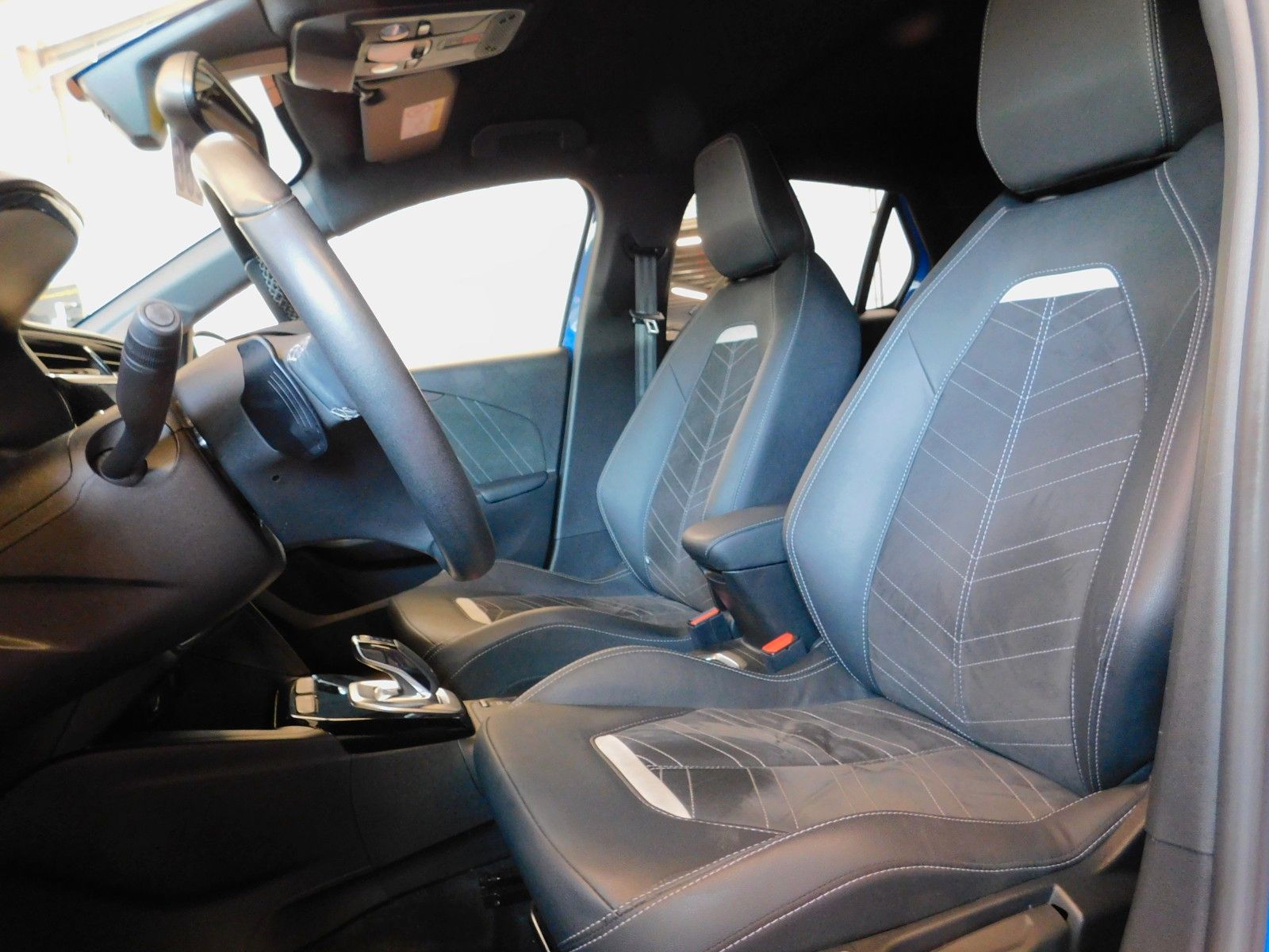 Opel Corsa F Ultimate - Samsaru's Car Outlet