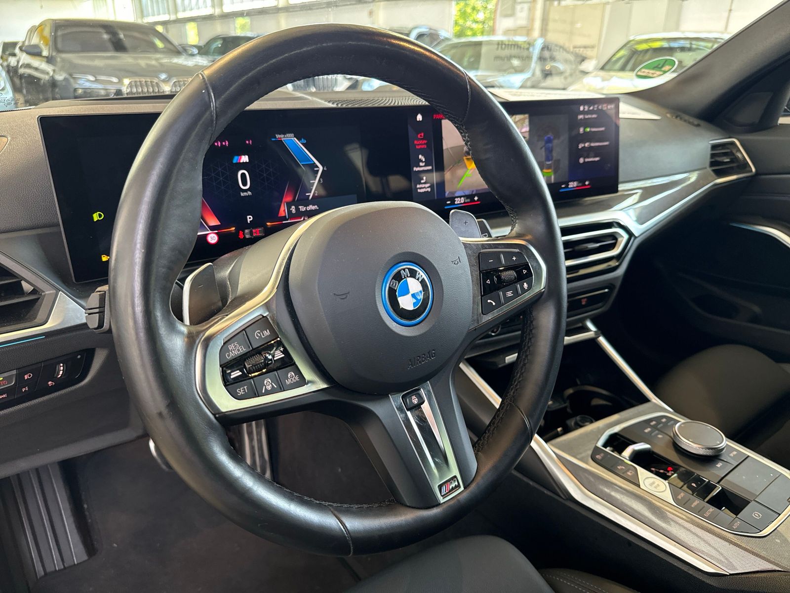 BMW 330e xDrive Touring*M Sportpaket Pro*18"*LC Prof