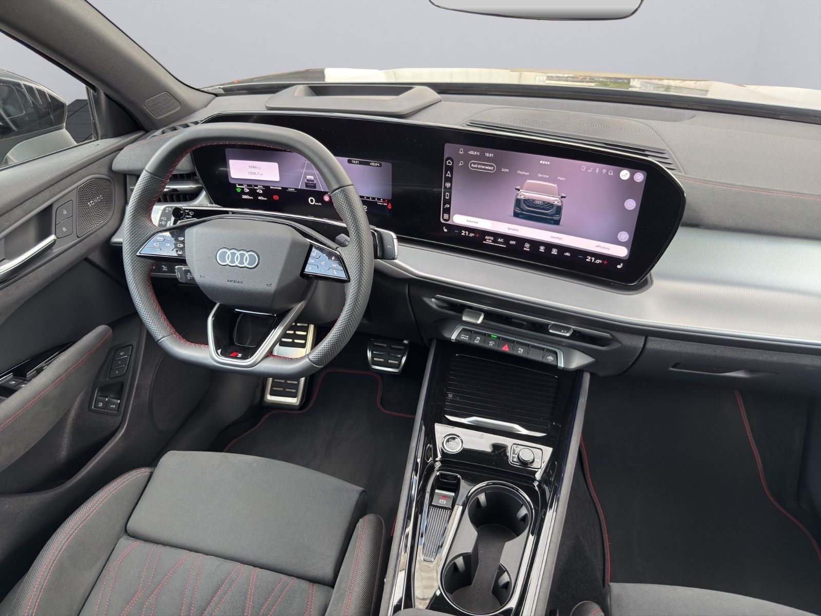 Audi Q3 e-hybrid S line TECH PRO+PANO+MATRIX+SONOS