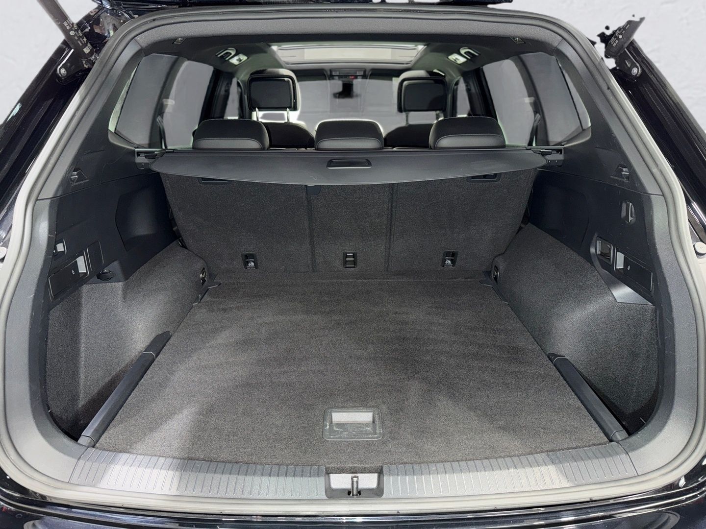 Volkswagen Tiguan Allspace 4M DSG 3x R LINE BLACK MATRIX PA