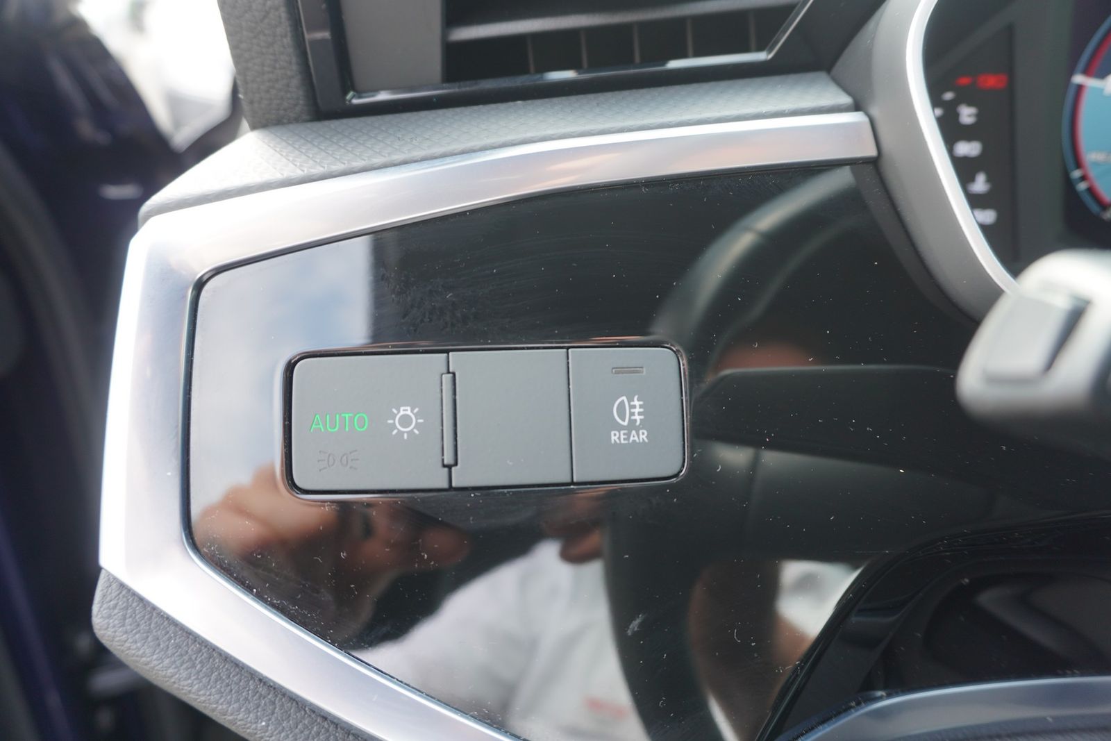 Audi Q3 35 TDI quattro advanced - Samsaru's Car Outlet