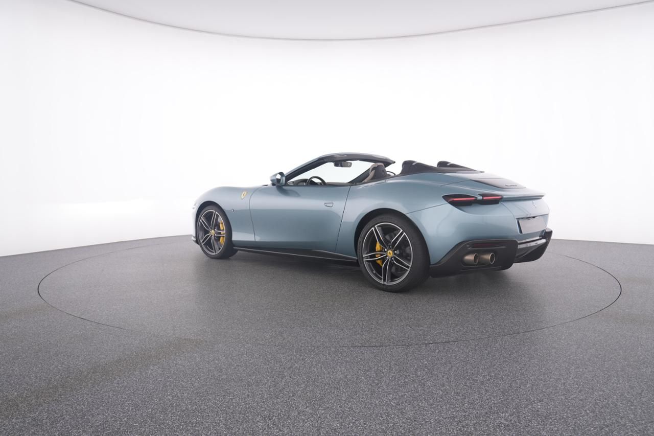 Ferrari Roma Spider - Samsaru's Car Outlet