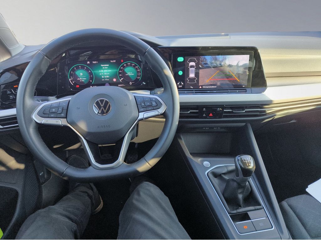 Volkswagen Golf VIII Variant Life - Samsaru's Car Outlet