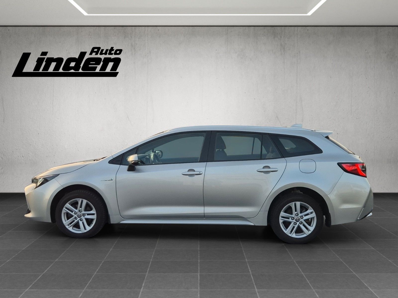 Toyota Corolla TS Business Kamera Carplay SHZ LED