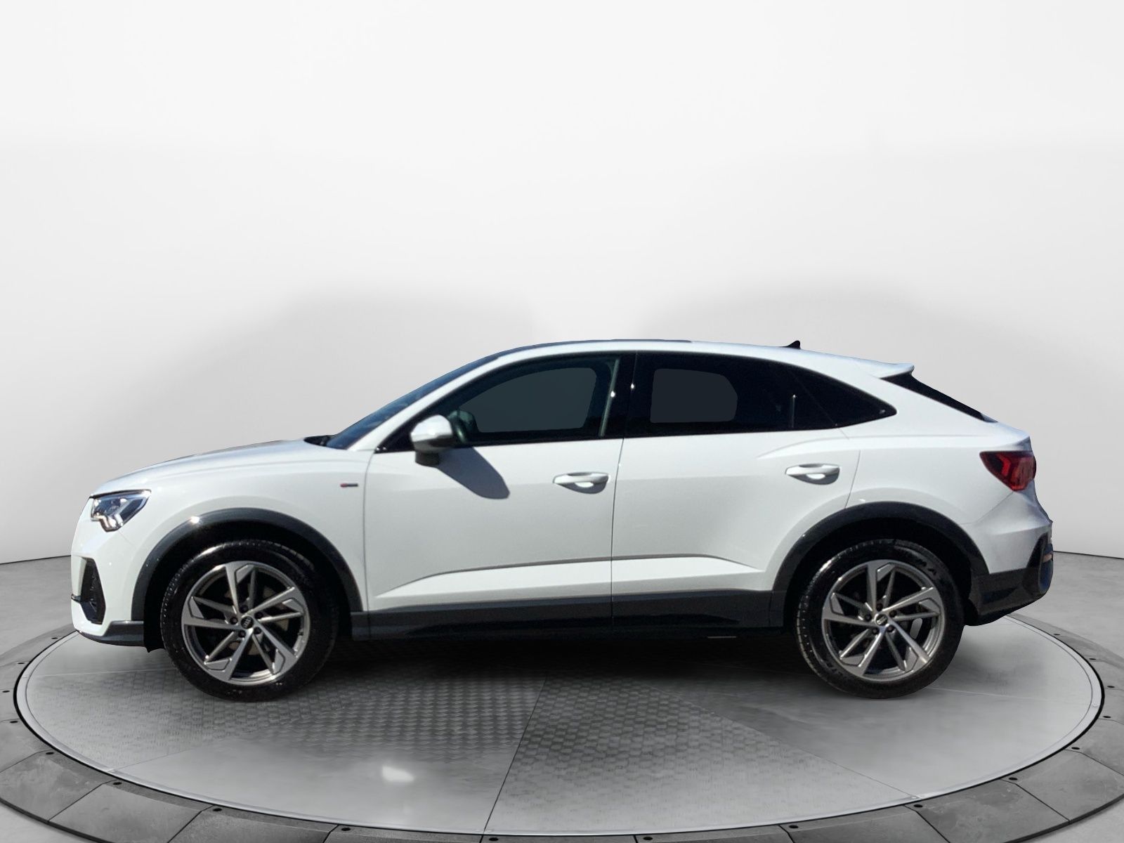 Audi Q3 Sportback 35 TDI quattro S-Tronic S-Line - Samsaru's Car Outlet
