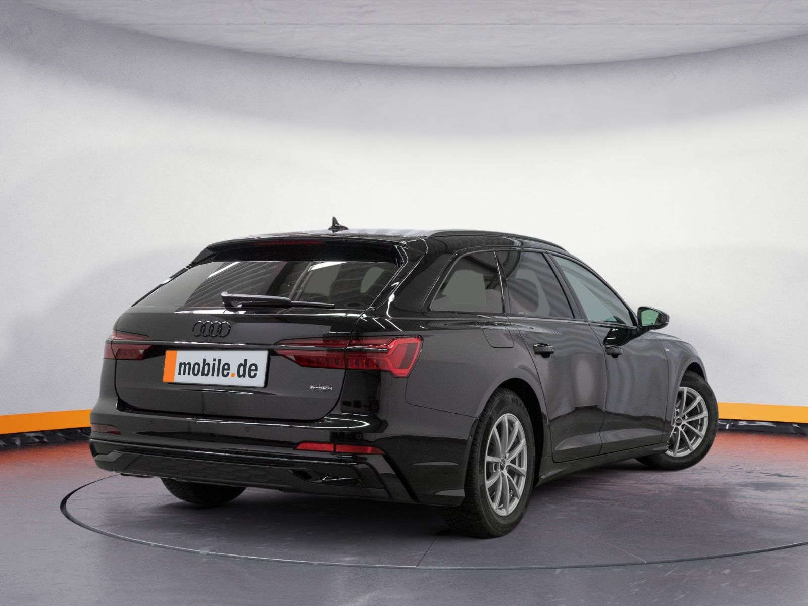 Audi A6 Avant 40 TDI Q S LINE - Samsaru's Car Outlet