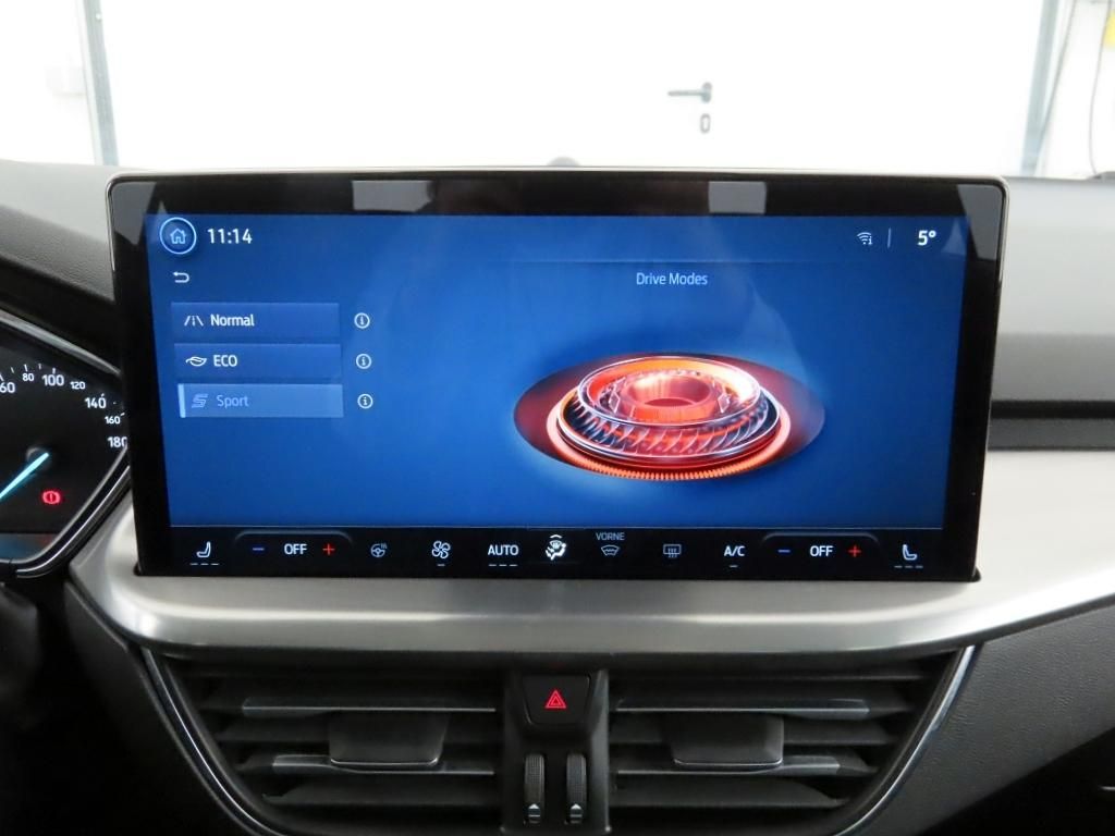 Ford Focus 1.0 M-Hybrid Aut Titanium iACC+LED+Kam+SHZ
