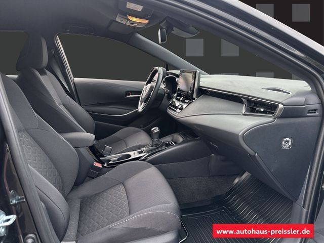 Toyota Corolla Hybrid Team D AHK Soundsystem LED Blendf