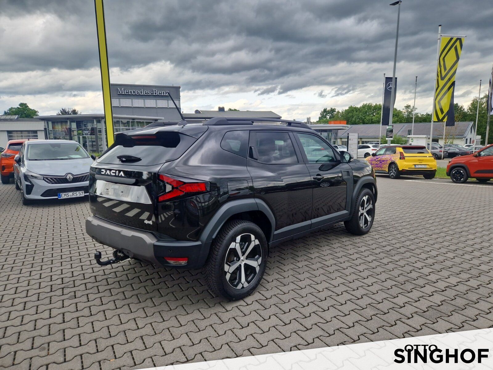 Dacia Duster Journey TCe 130 4x4 - Samsaru's Car Outlet