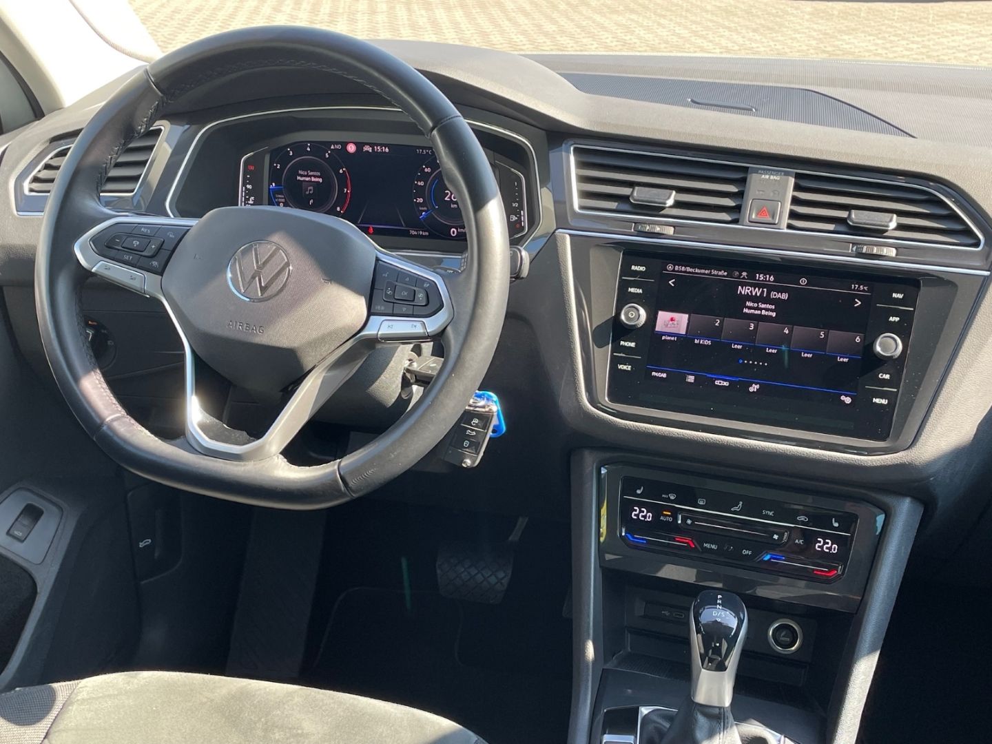 Volkswagen Tiguan Elegance 1.5 TSI - Samsaru's Car Outlet