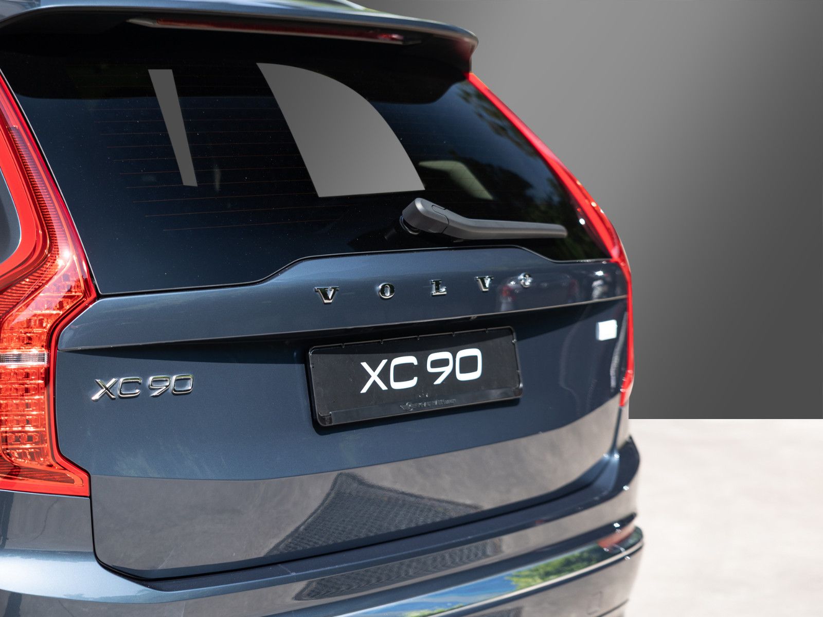 Volvo XC90 Ultimate T8 Bright Recharge Plug-In Hybrid