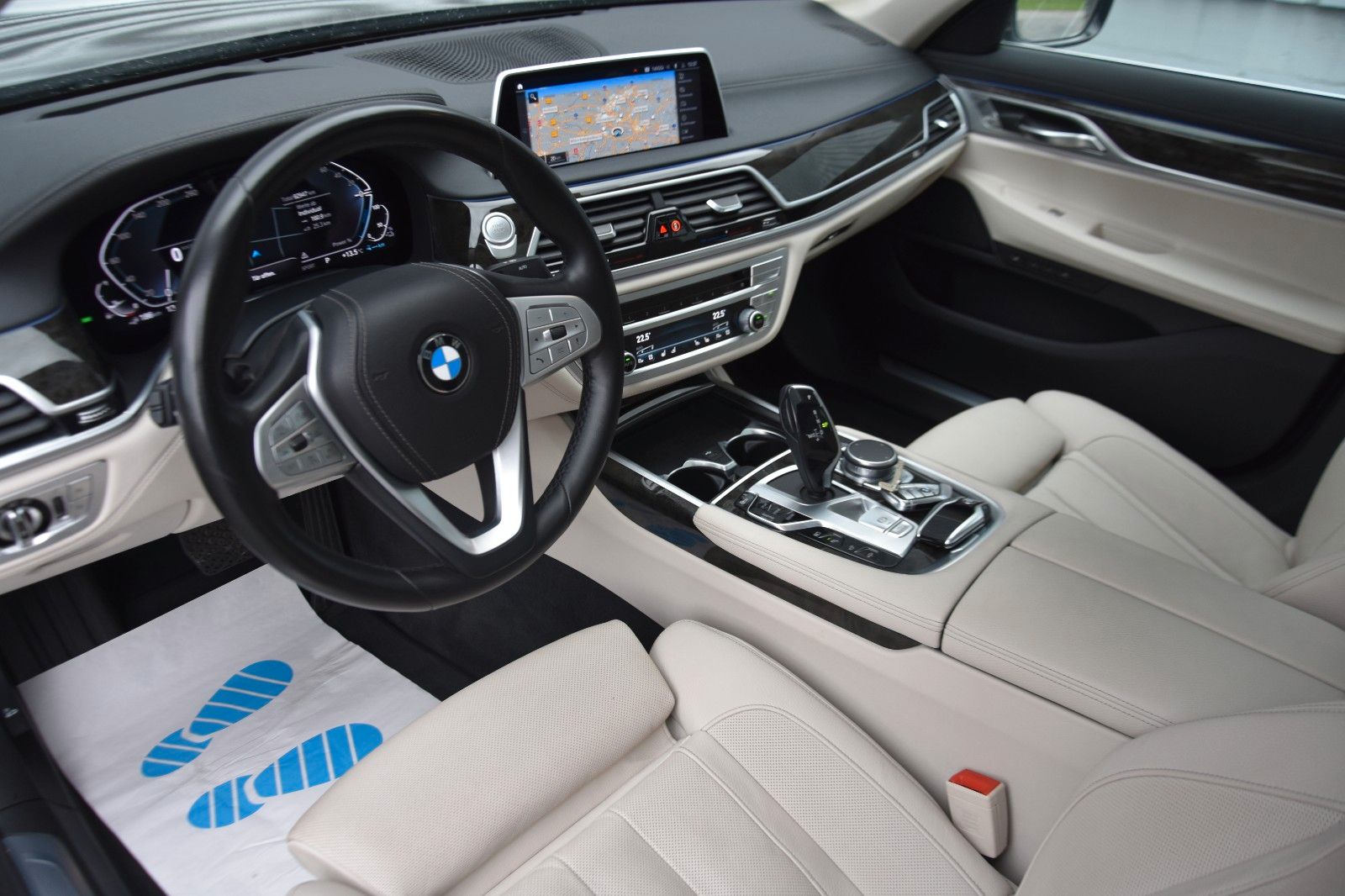 BMW 745L e xDrive SHD LUFT SOFT HUD LASER MASSAGE