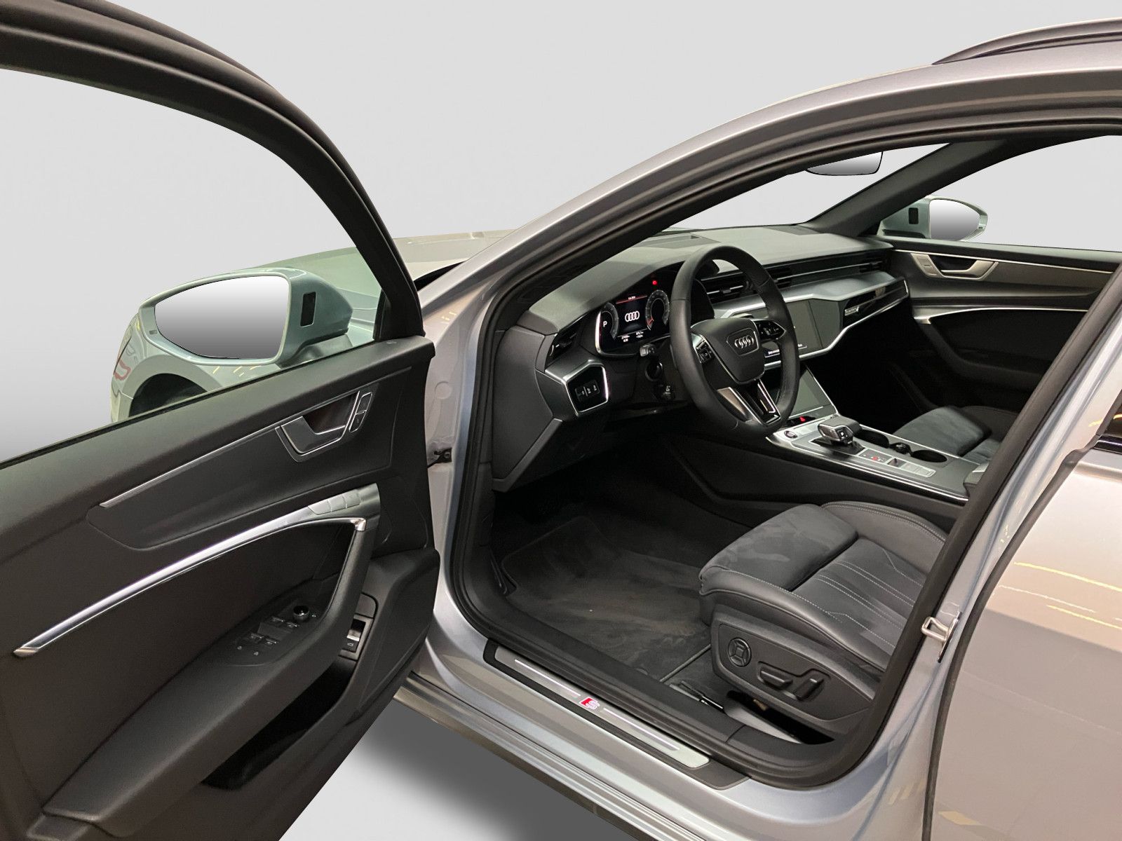 Audi A6 Avant 50 TDI quattro S line - Samsaru's Car Outlet