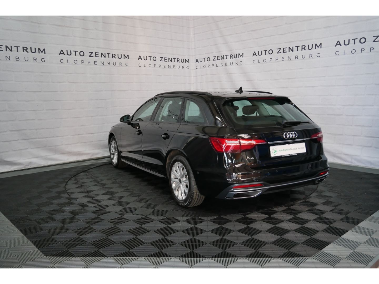 Audi A4 Av 30 TDI advanced - Samsaru's Car Outlet