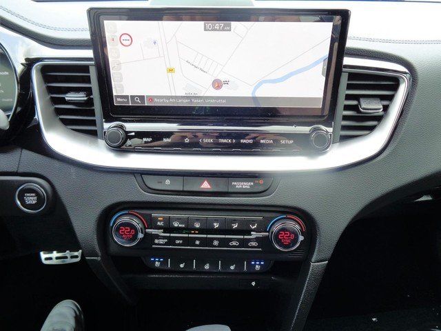 Kia Ceed SW 1.6 Plug-in Hybrid Platinum - Samsaru's Car Outlet
