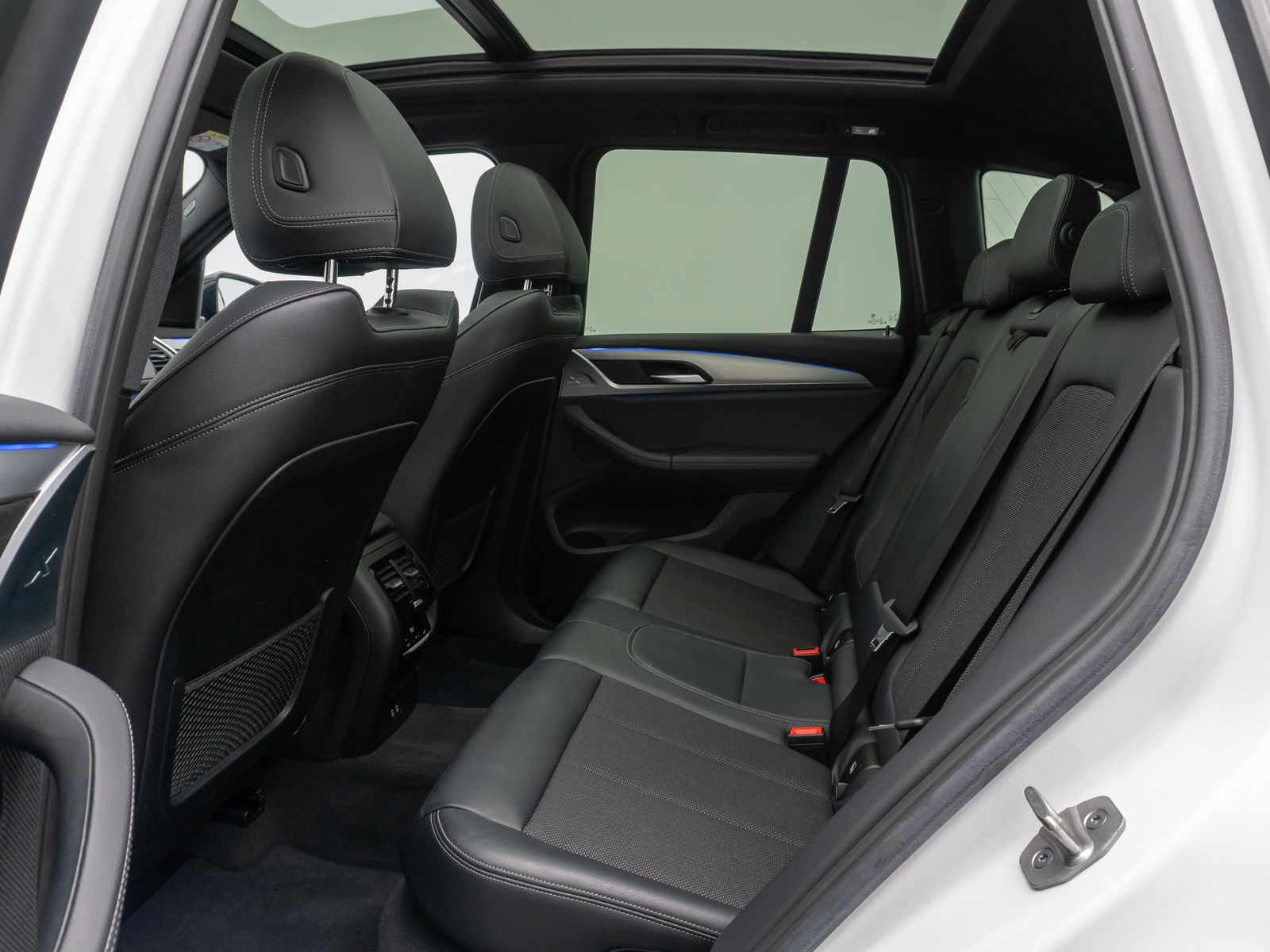 BMW X3 xD20d xLine - Samsaru's Car Outlet