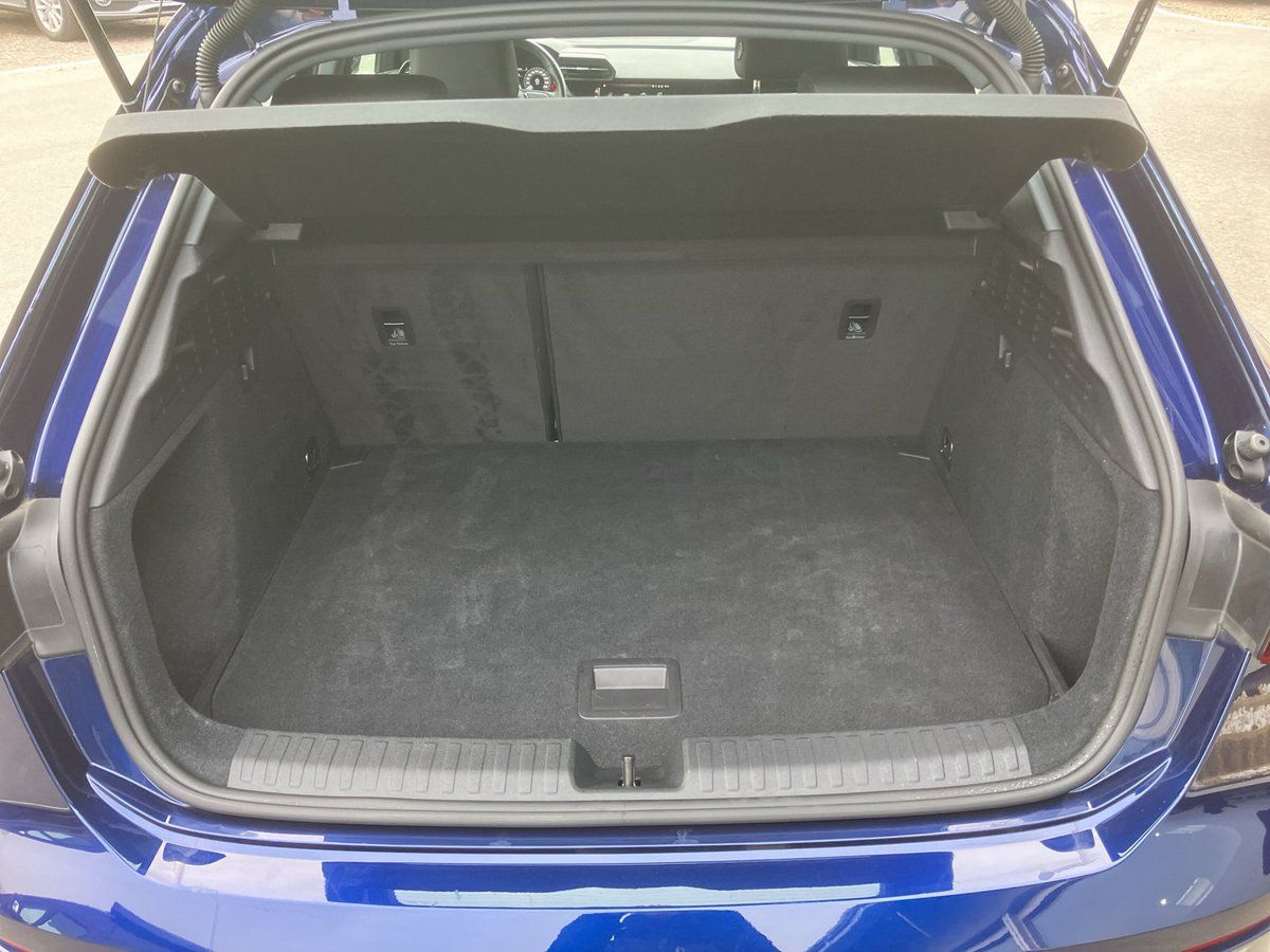 Audi A3 SPORTBACK 30 TDI S-TRONIC LED+ACC+SHZ+PDC+APP