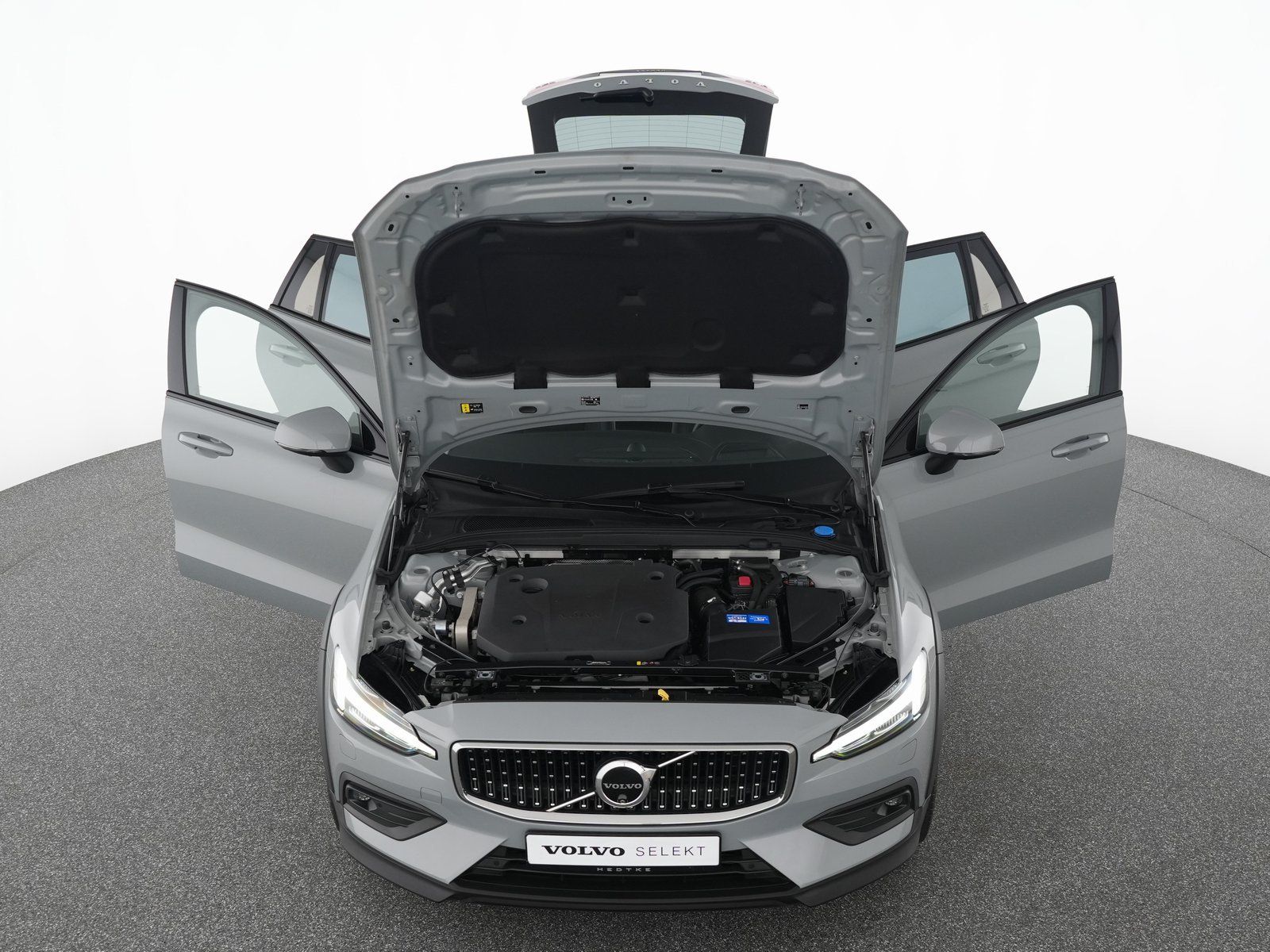 Volvo V60 CC B4 AWD Ultimate SONDERFINANZIERUNG 1,99%*