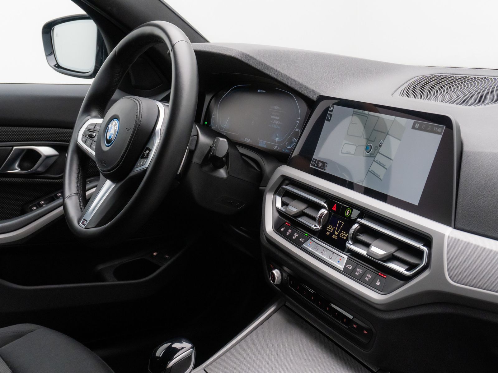 BMW 320e - Samsaru's Car Outlet