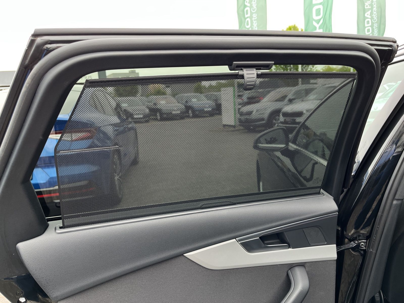 Audi A4 Avant 40 TDI quattro advanced - Samsaru's Car Outlet