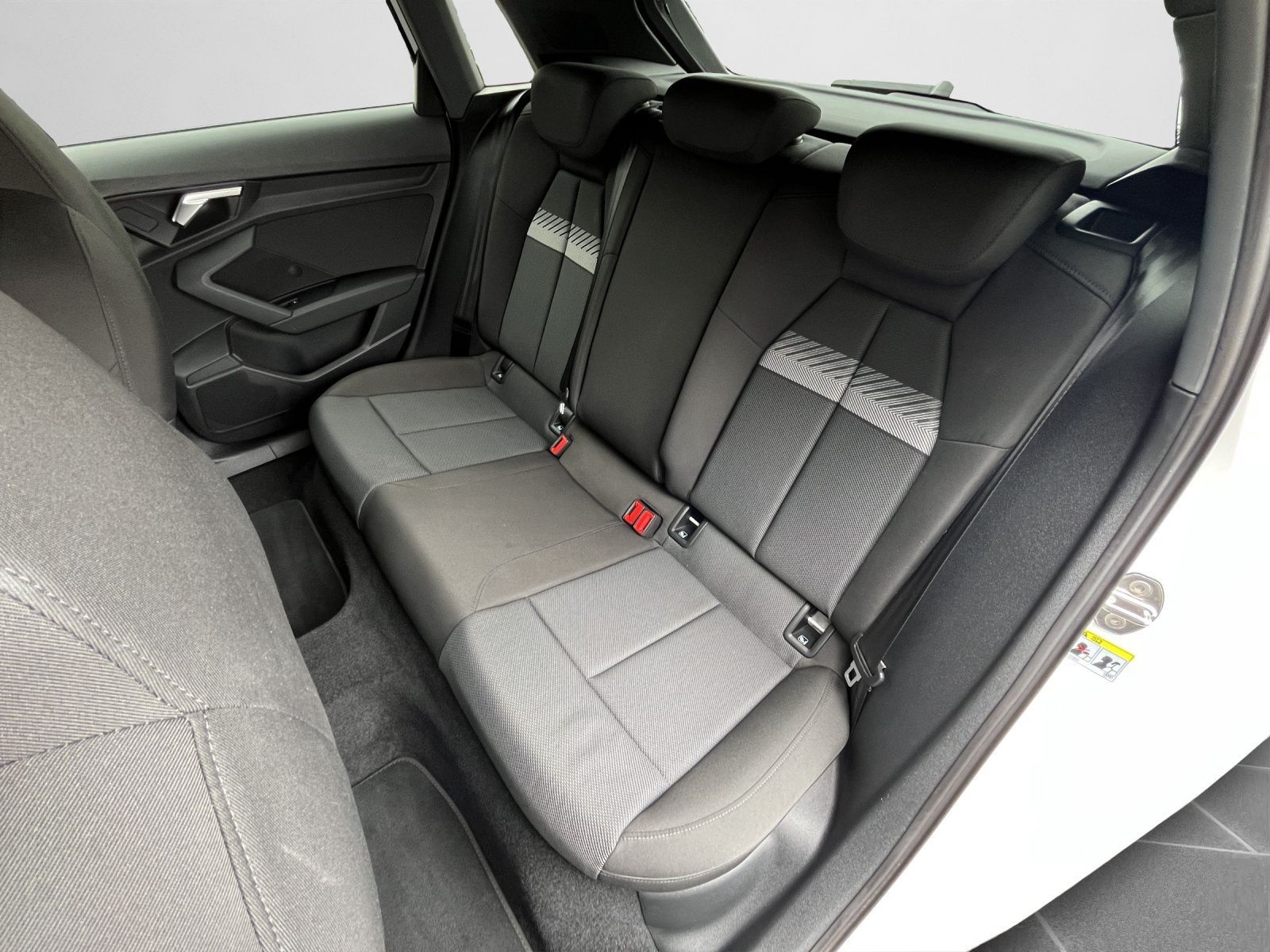 Audi A3 Sportback 45 1.4 TFSIe S line NAVI INTERFACE