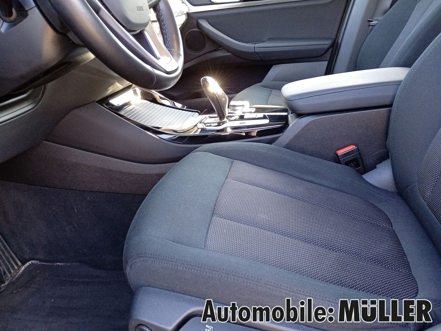BMW X3 xDrive 30 d Advantage - Samsaru's Car Outlet