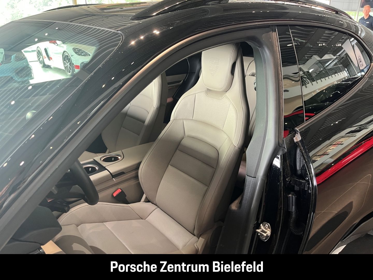 Porsche Taycan 4 Cross Turismo BOSE LED-Matrix Panorama