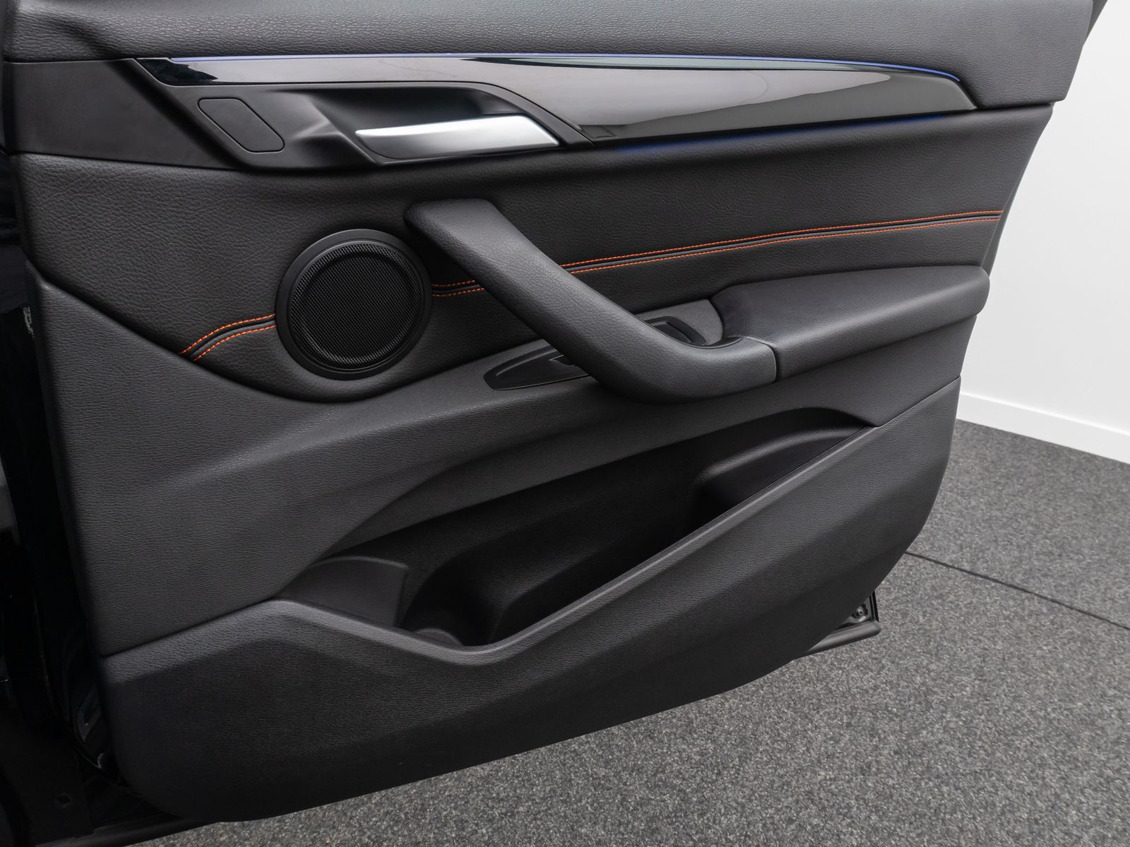 BMW X1 xD20i Sport Line - Samsaru's Car Outlet