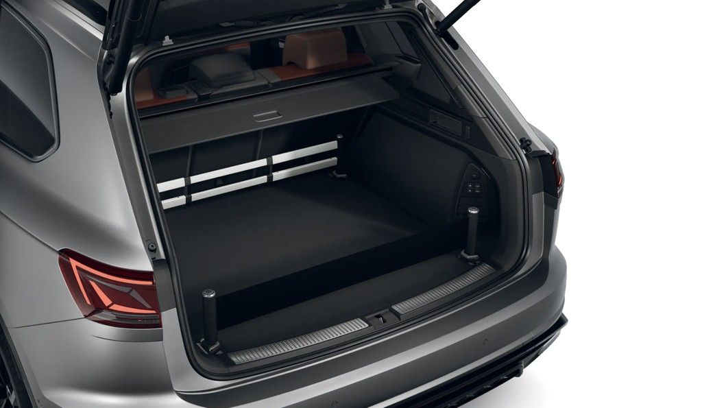 Volkswagen Touareg 3.0TDI R-Line Wankstabi StdHz Pano Dynau