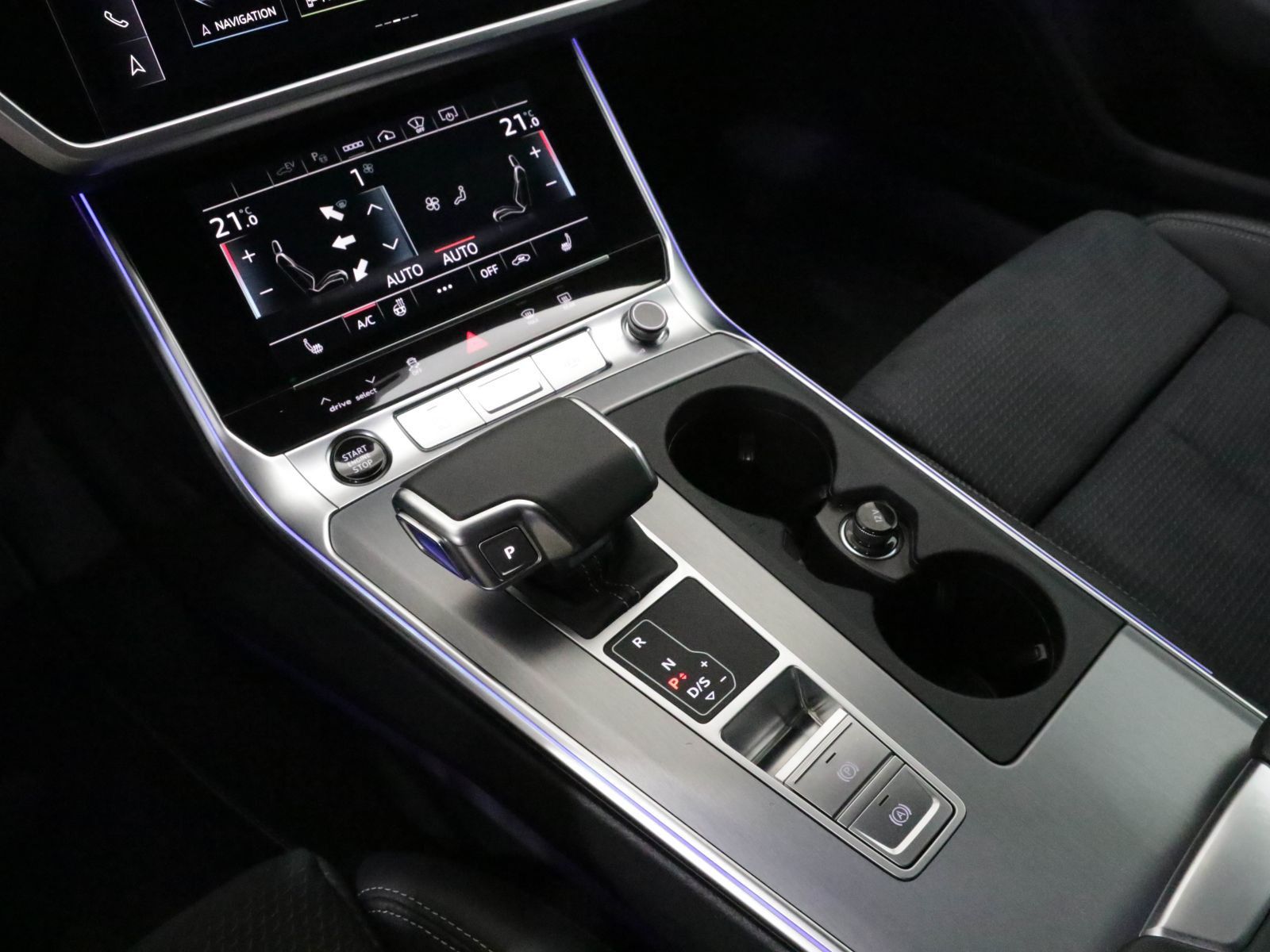 Audi A6 Avant 55 TFSIe quattro S line - Samsaru's Car Outlet