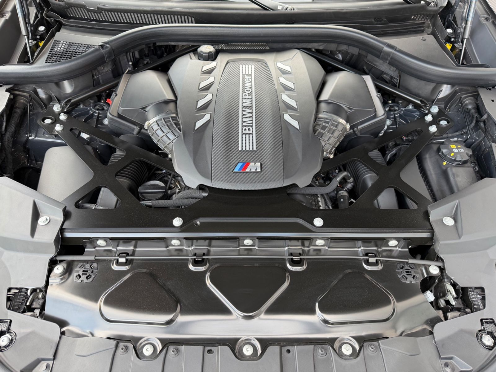 BMW X6M Competition Laser Gestik Carbon PanoAHK VOLL