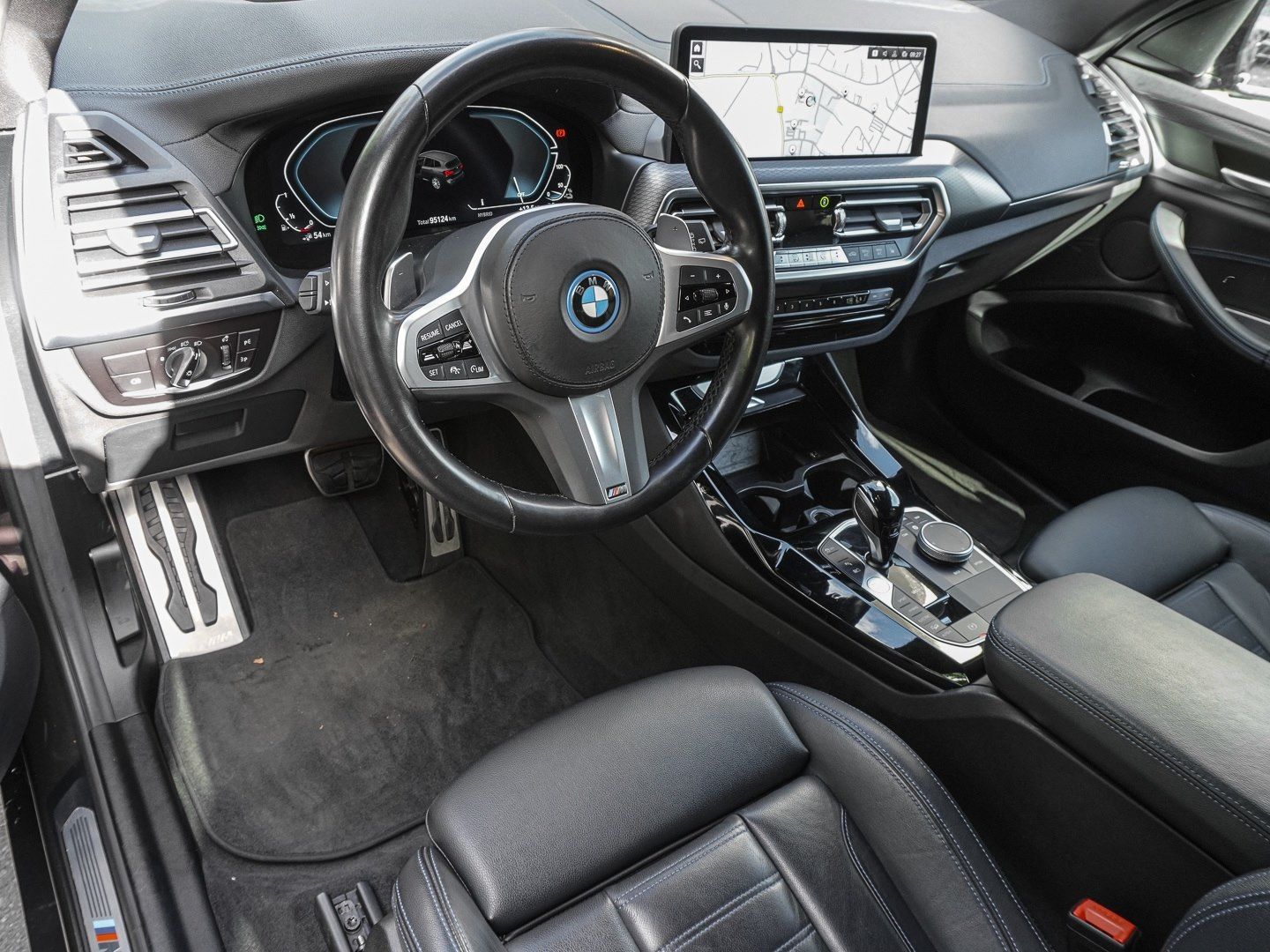 BMW X3 xDrive30e M Sport HUD PANO ACC AHK RFK NAVI