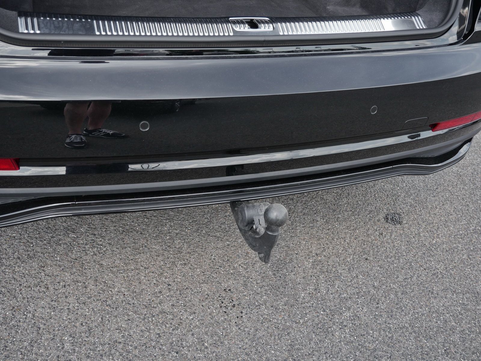 Audi A8 60 TFSI qu. S line - Samsaru's Car Outlet