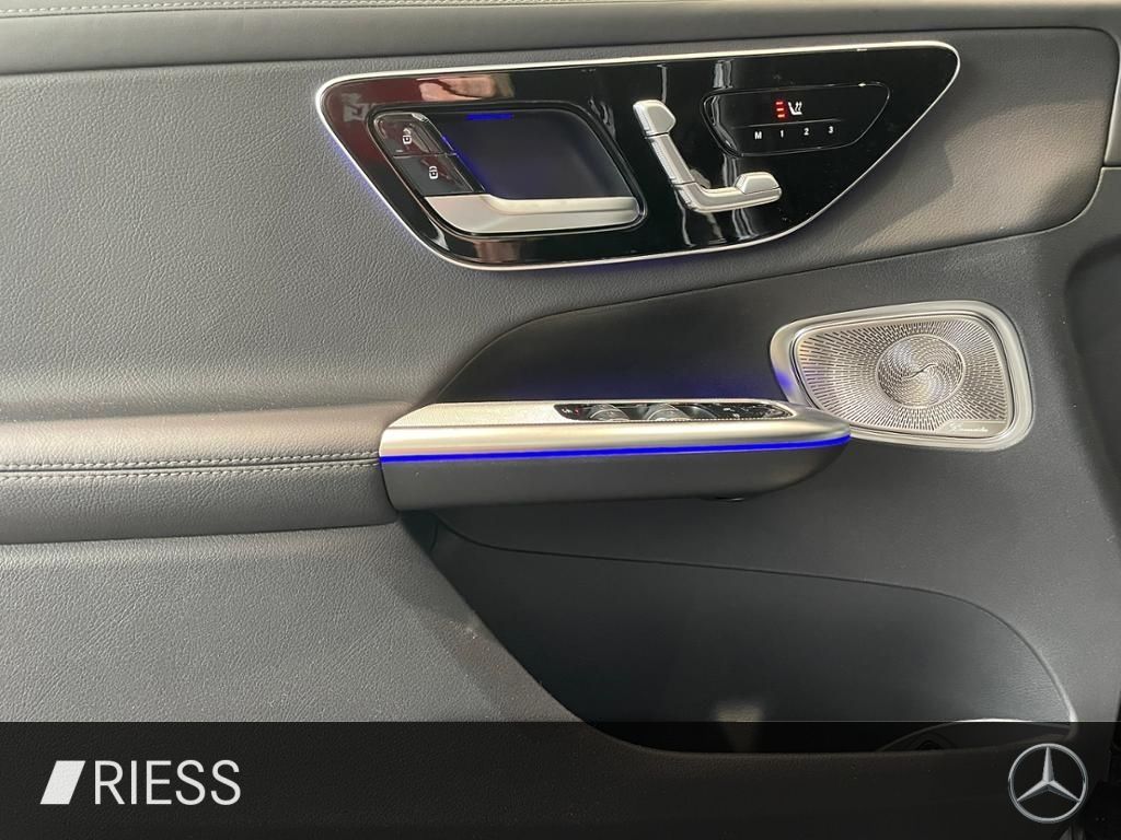 Mercedes-Benz GLC 300 d 4M AMG+AHK+PANO+HUD+STDHZG+KEYL+DISTRO