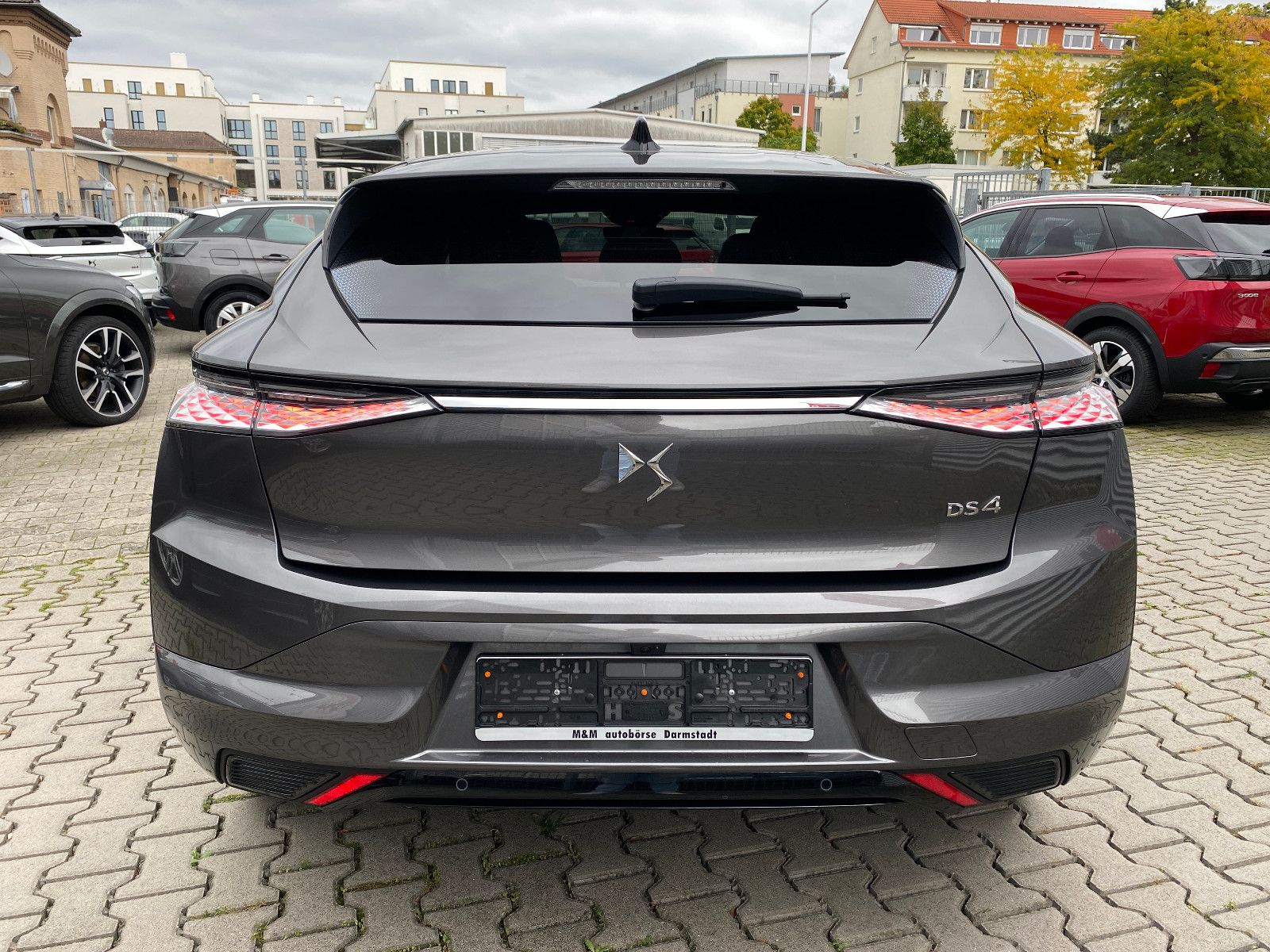 DS Automobiles DS4 Étoile Nappa DriveAssist-2.0/Pano/360°/Focal