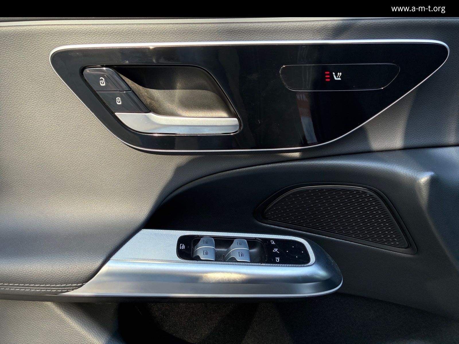 Mercedes-Benz E 200 AMG Line - Samsaru's Car Outlet