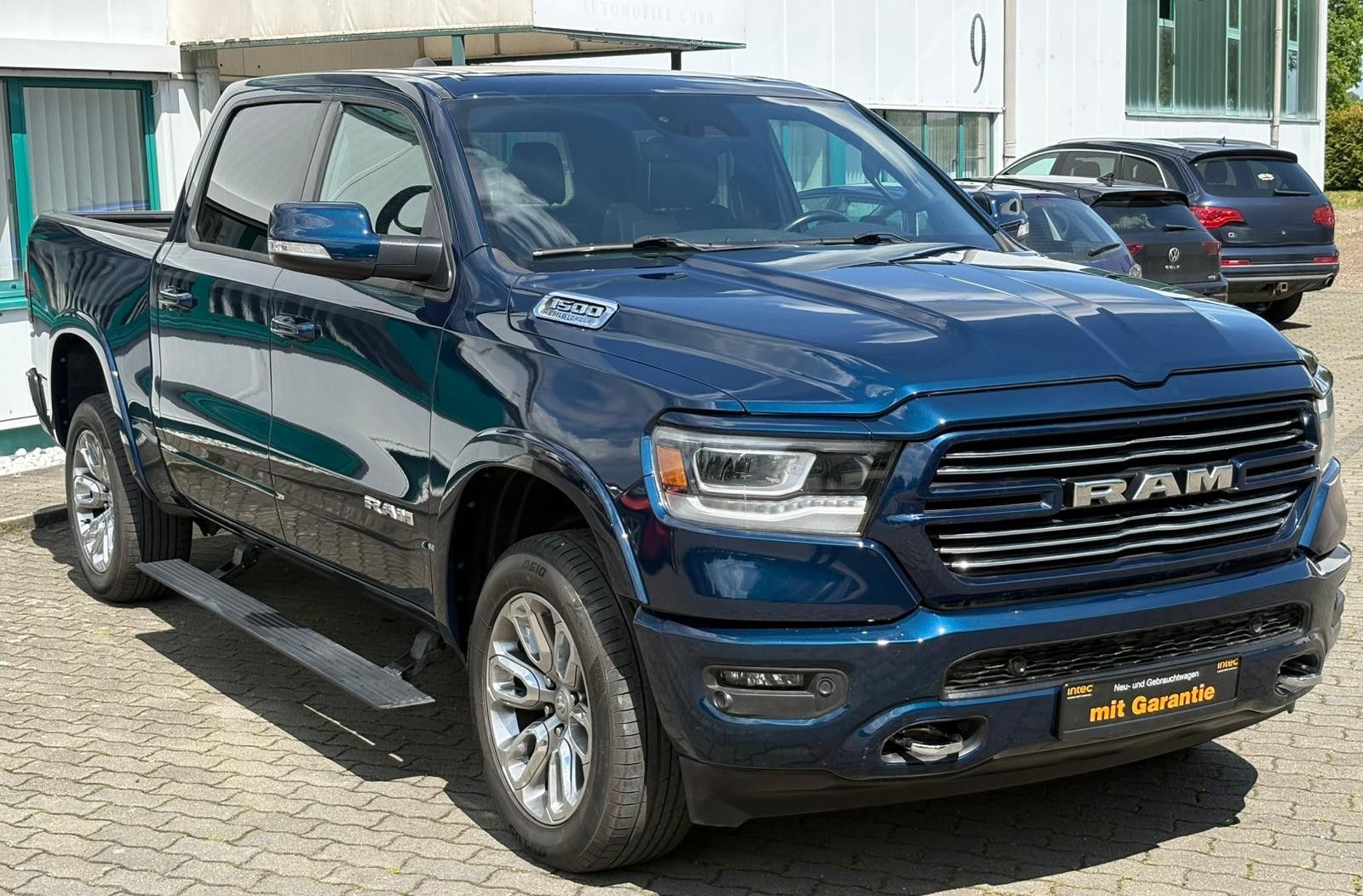 Dodge RAM 1500 4x4 Laramie 5.7l Crew Memory,Pano,Sound