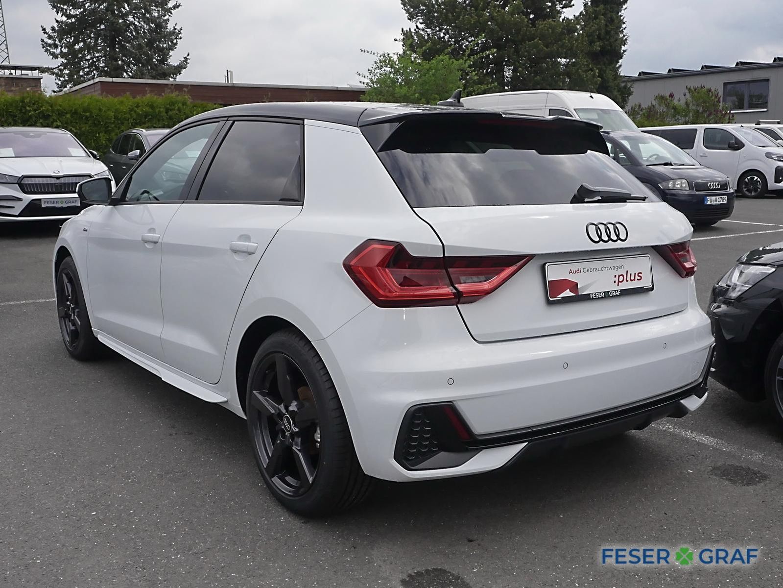 Audi A1 Sportback 30 TFSI S line S tronic - Samsaru's Car Outlet