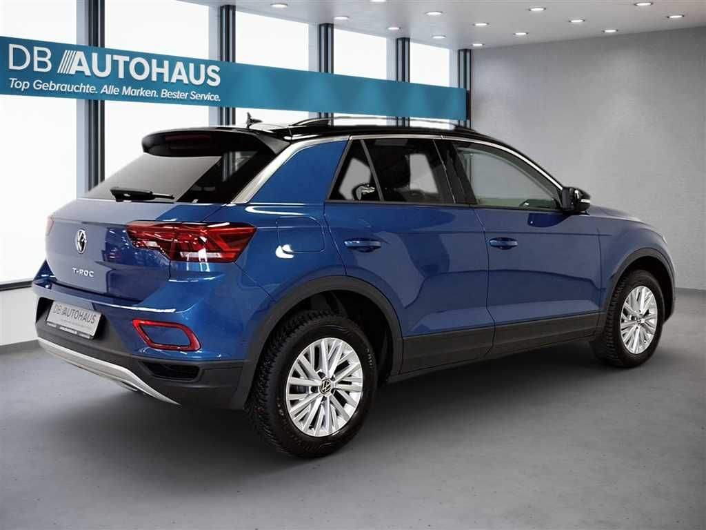 Volkswagen T-Roc Life 1.5 TSI DSG - Samsaru's Car Outlet