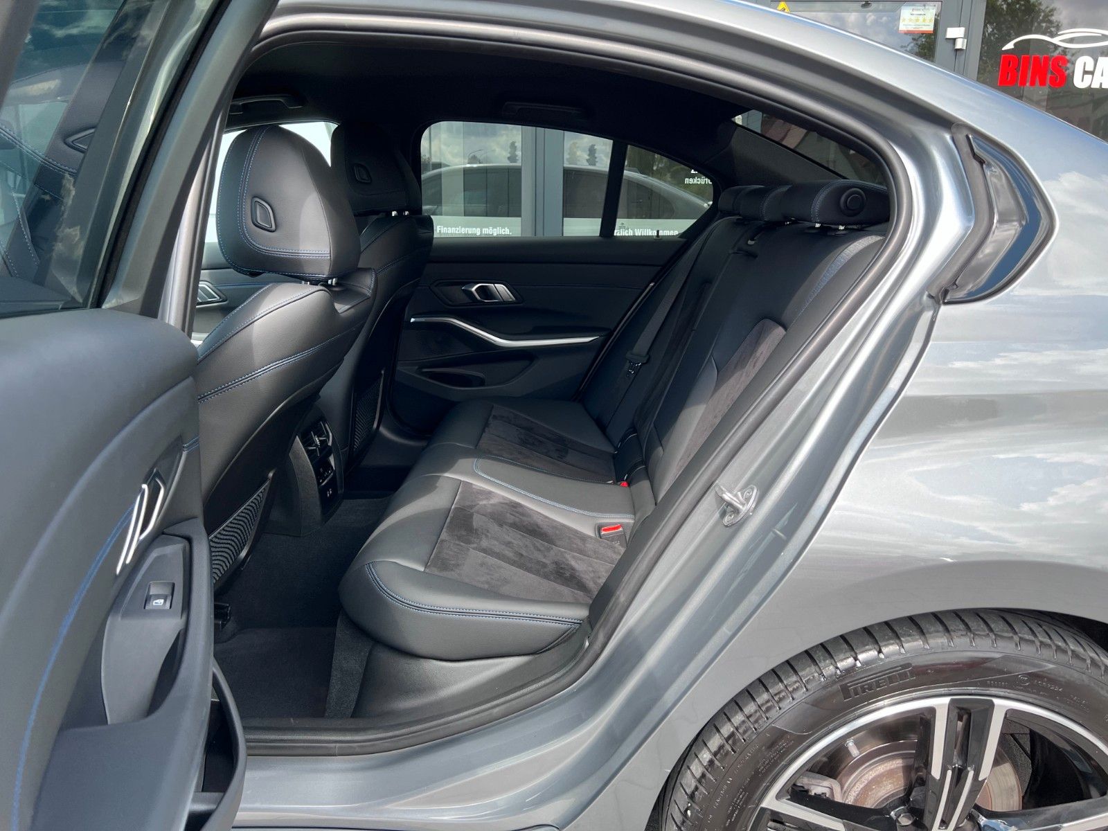 BMW 320d Lim xDrive M Sport - Samsaru's Car Outlet