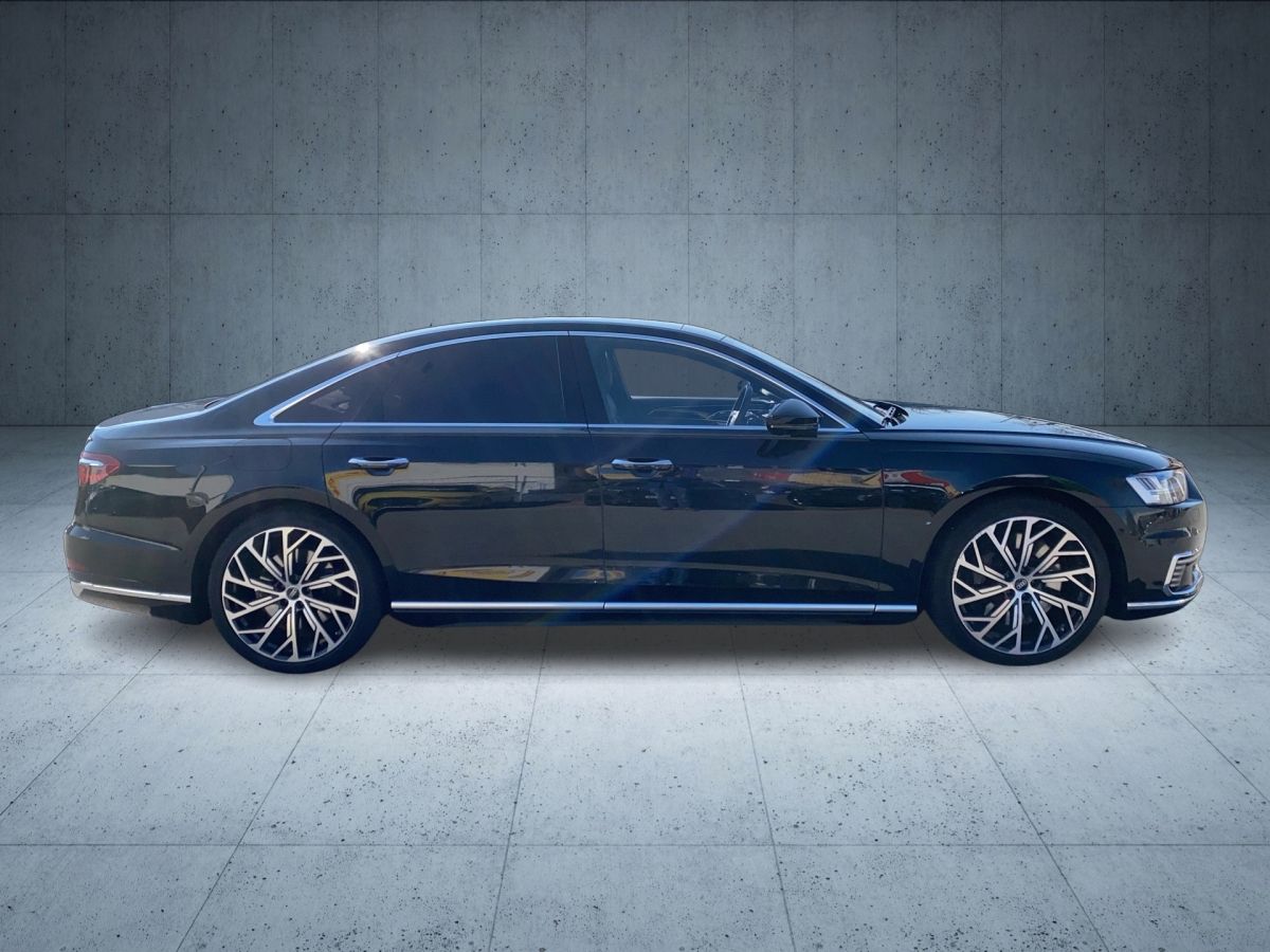 Audi A8 60 TFSI e quattro - Samsaru's Car Outlet