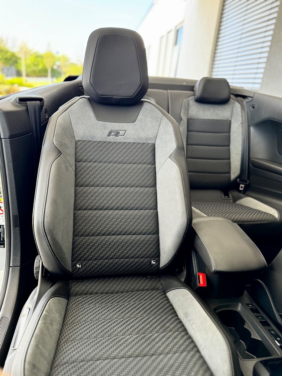 Volkswagen T-Roc R-Line - Samsaru's Car Outlet